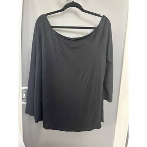 Torrid size 3 off the shoulder solid black long sleeve t shirt